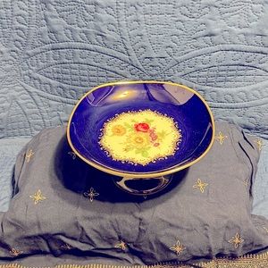 INGLASUR Cake Pedestal Stand Etched Kobalt. Very Rare in great shape